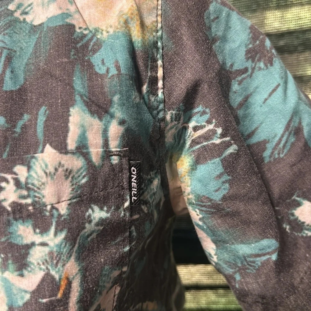 O’Neill Boys Standard Tropical Floral Print Short Sleeve Button Front Shirt Med - Picture 6 of 8